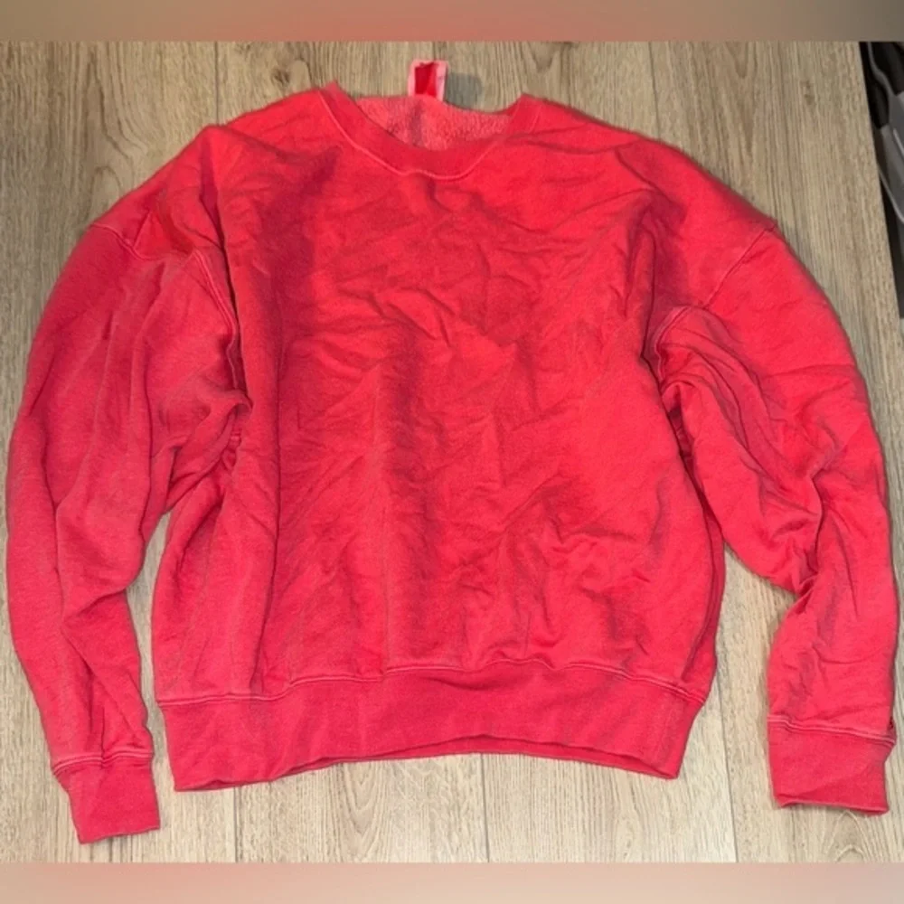 PINK Victoria's Secret red pink Crewneck crew sweater Sweatshirt - Picture 1 of 3